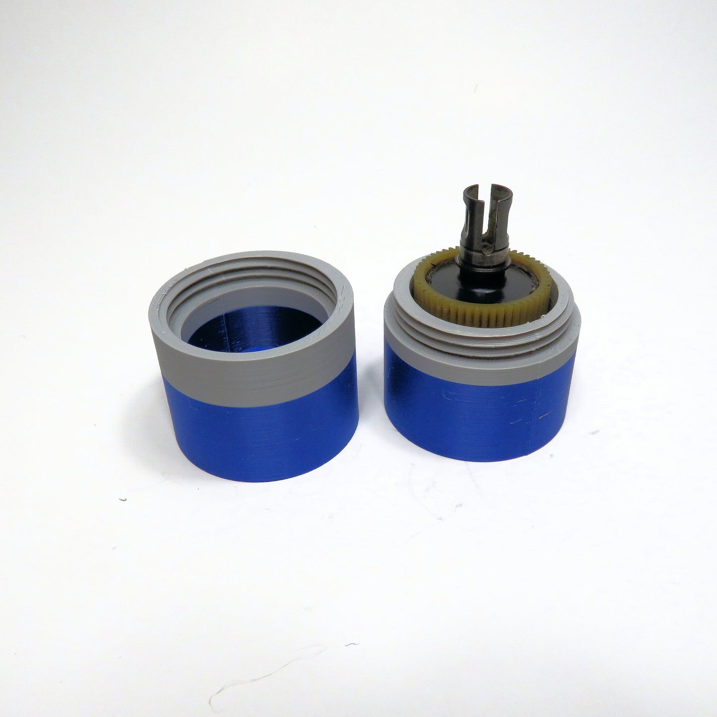 Light Gray/Blue Diff Cases